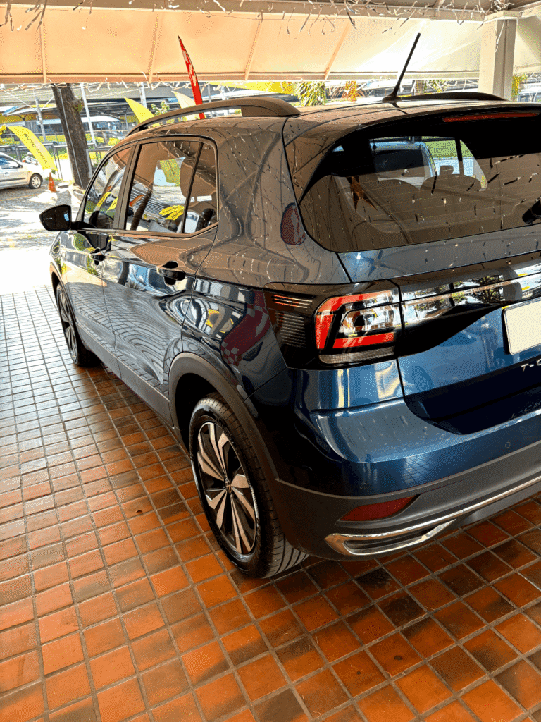 VW – VolksWagen – T-Cross Comfor. 200 TSI — foto 2