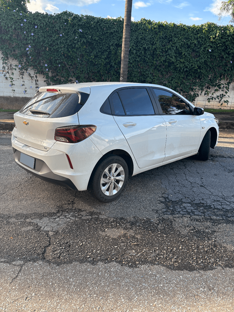 GM – Chevrolet – Onix — foto 4