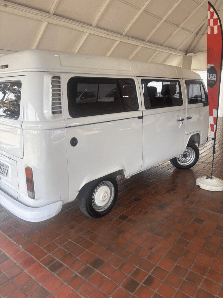 VW – VolksWagen – Kombi Standard — foto 6
