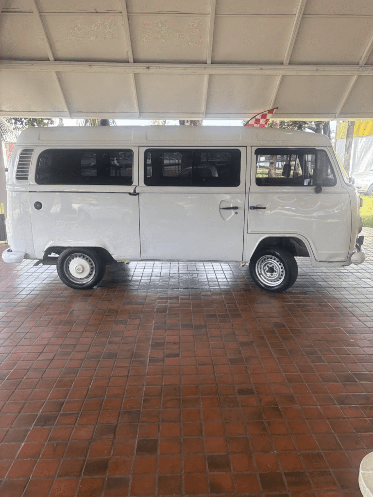 VW – VolksWagen – Kombi Standard — foto 7
