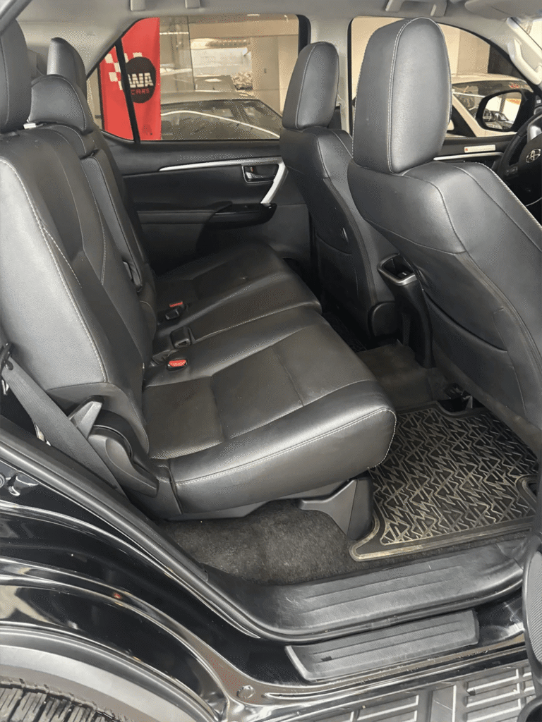 Toyota – Hilux SW4 SRX 4X4 — foto 7