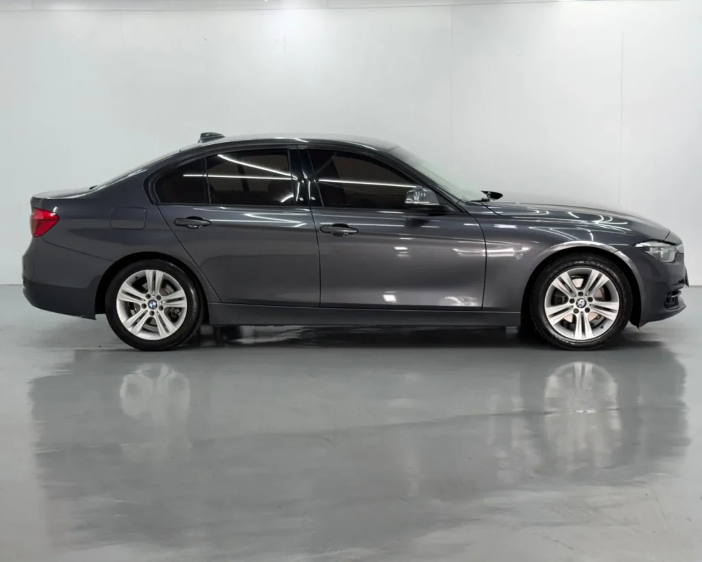 BMW – 320I — foto 6