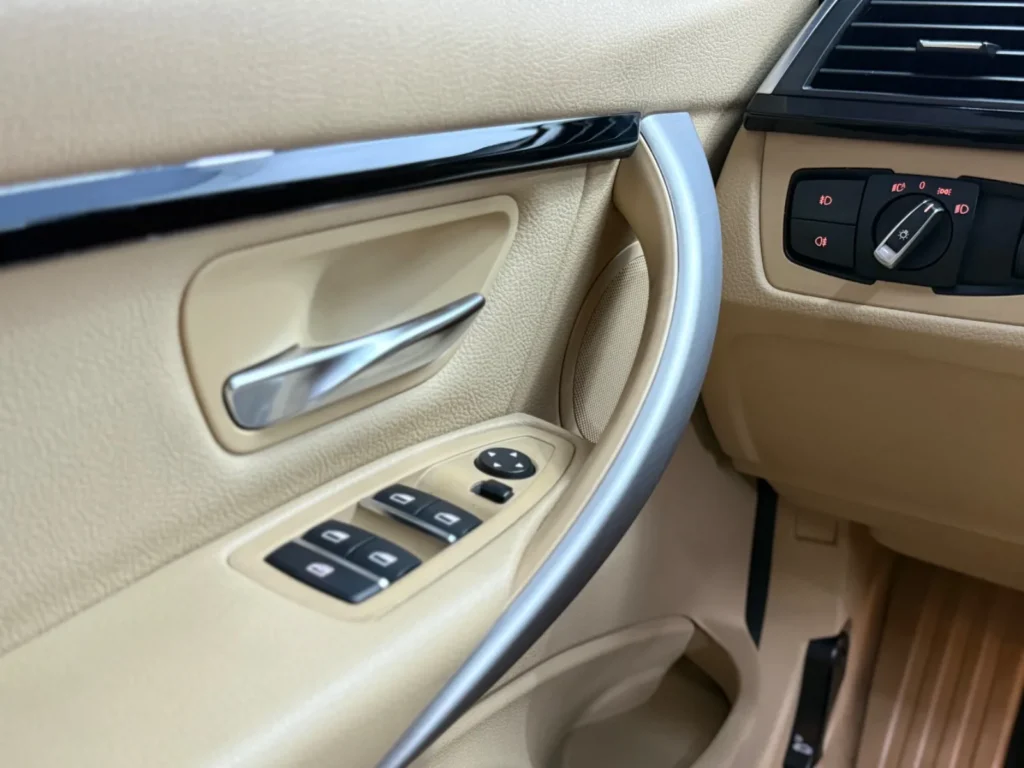 BMW – 320I — foto 13