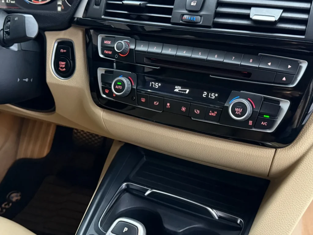BMW – 320I — foto 14