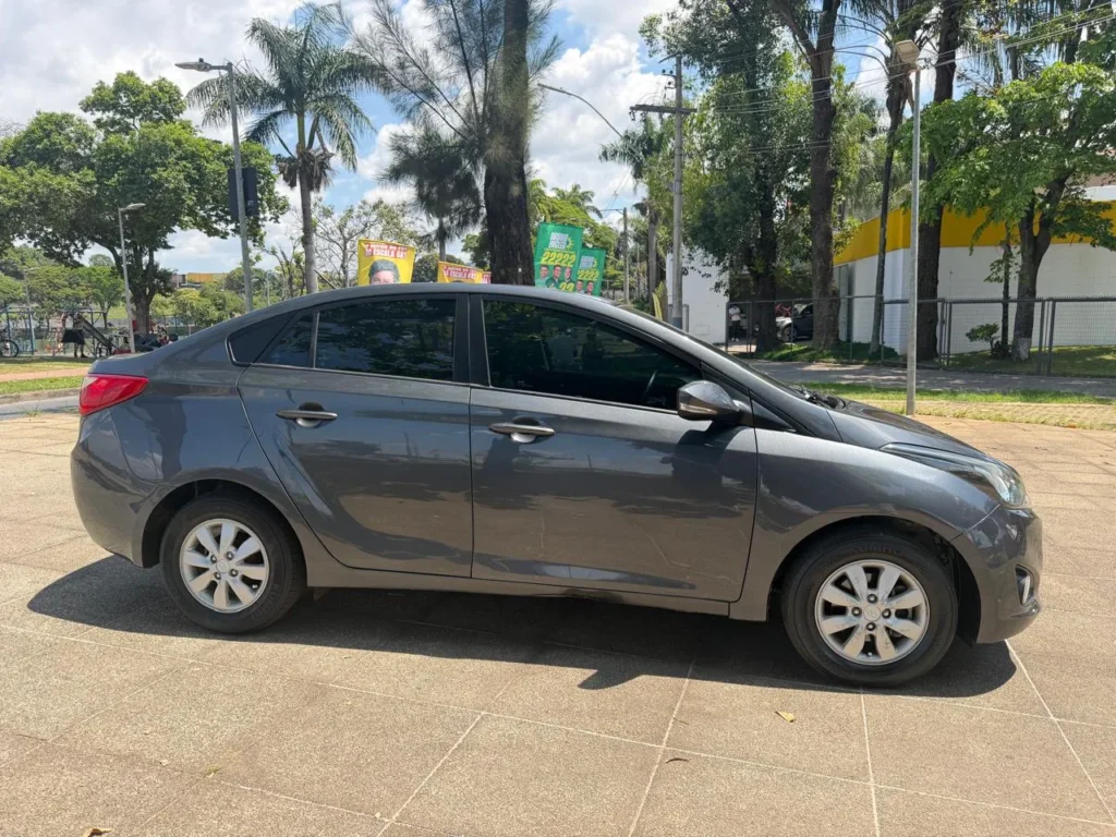 Hyundai – HB20S C.plus/C.style — foto 4