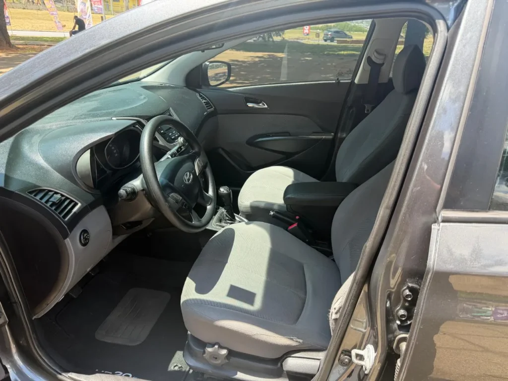 Hyundai – HB20S C.plus/C.style — foto 11