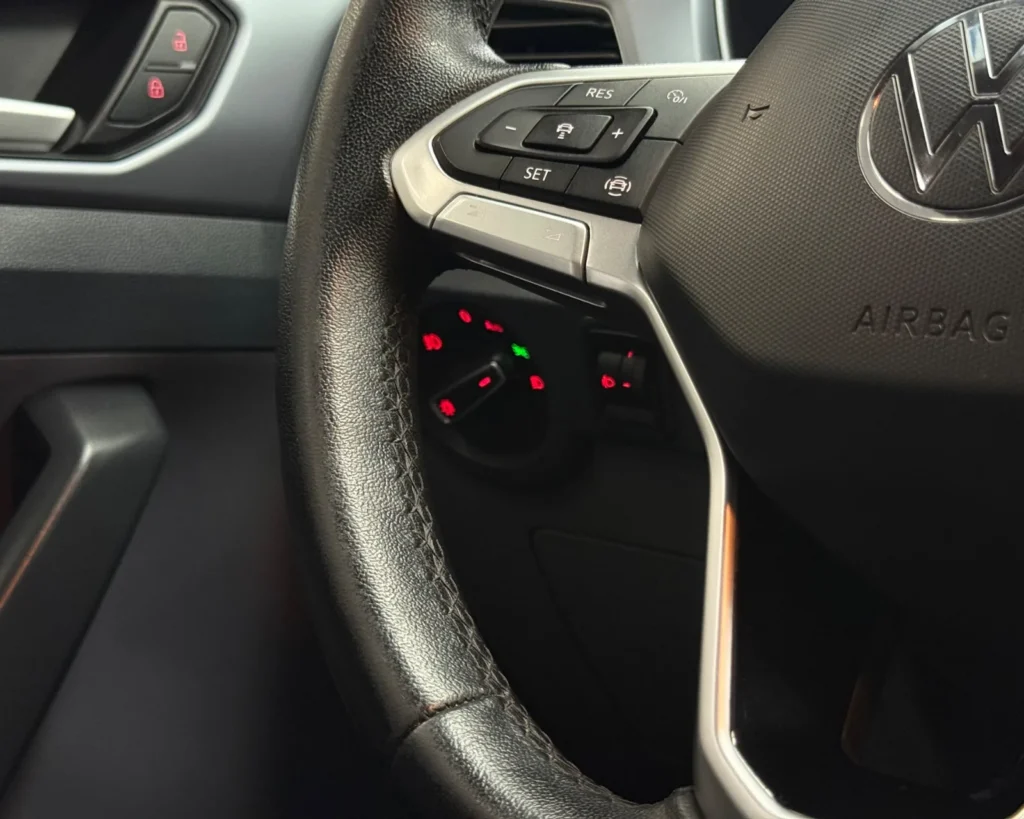 VW – VolksWagen – T-Cross 200 TSI — foto 10