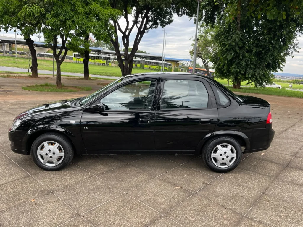 GM – Chevrolet – Corsa Sed Class.spirit — foto 8