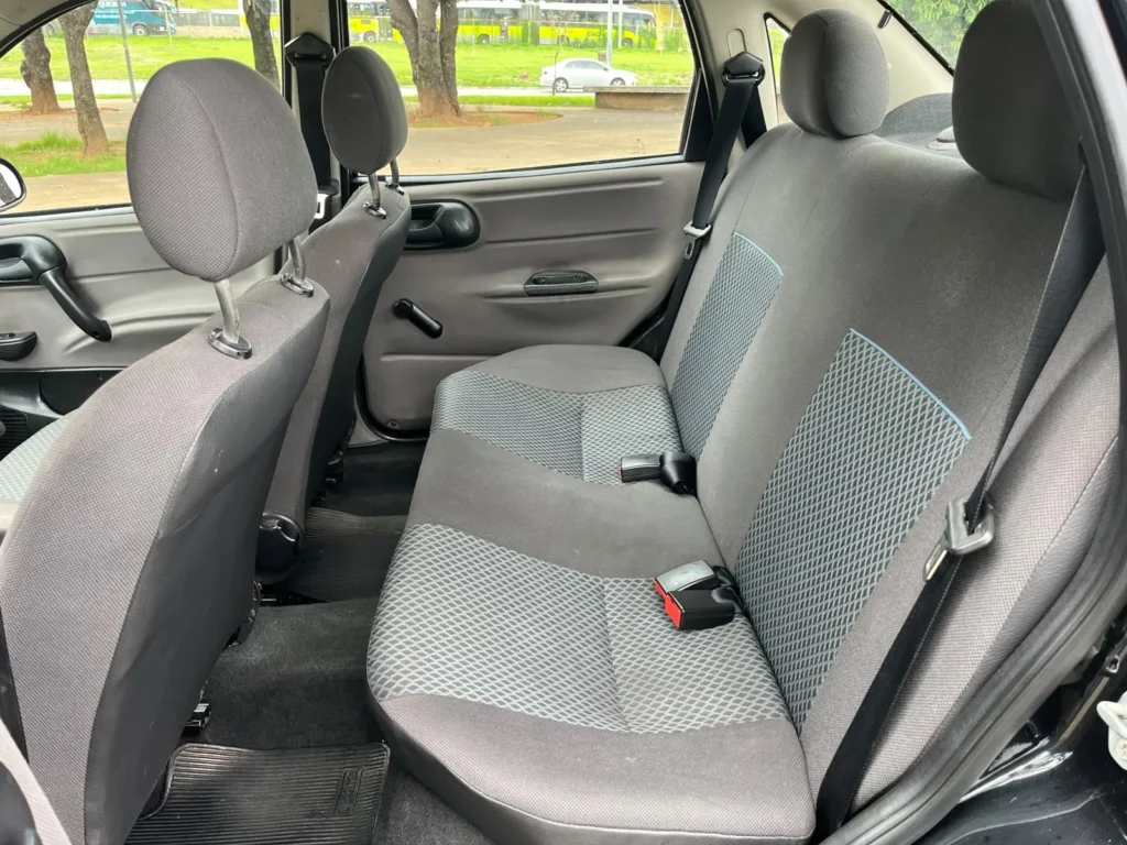 GM – Chevrolet – Corsa Sed Class.spirit — foto 9